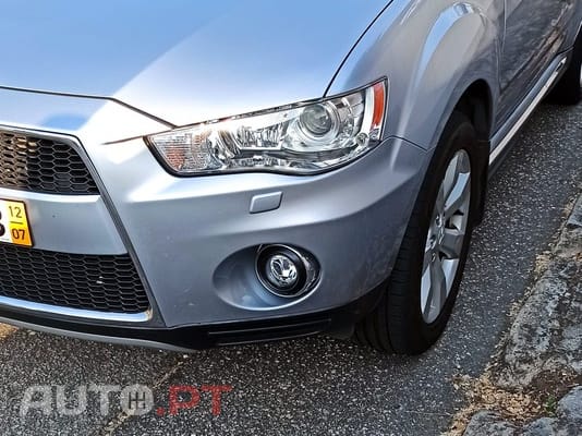 Mitsubishi Outlander 2.2 DID — fotografia 4