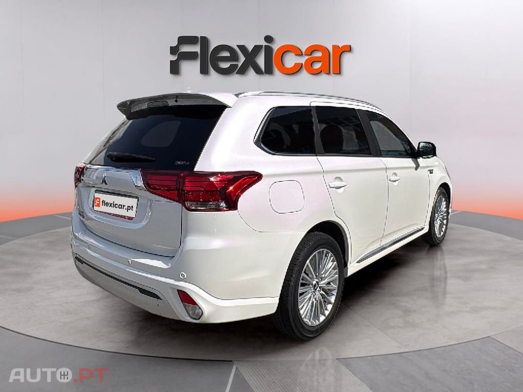 Mitsubishi Outlander 2.4 PHEV Intense