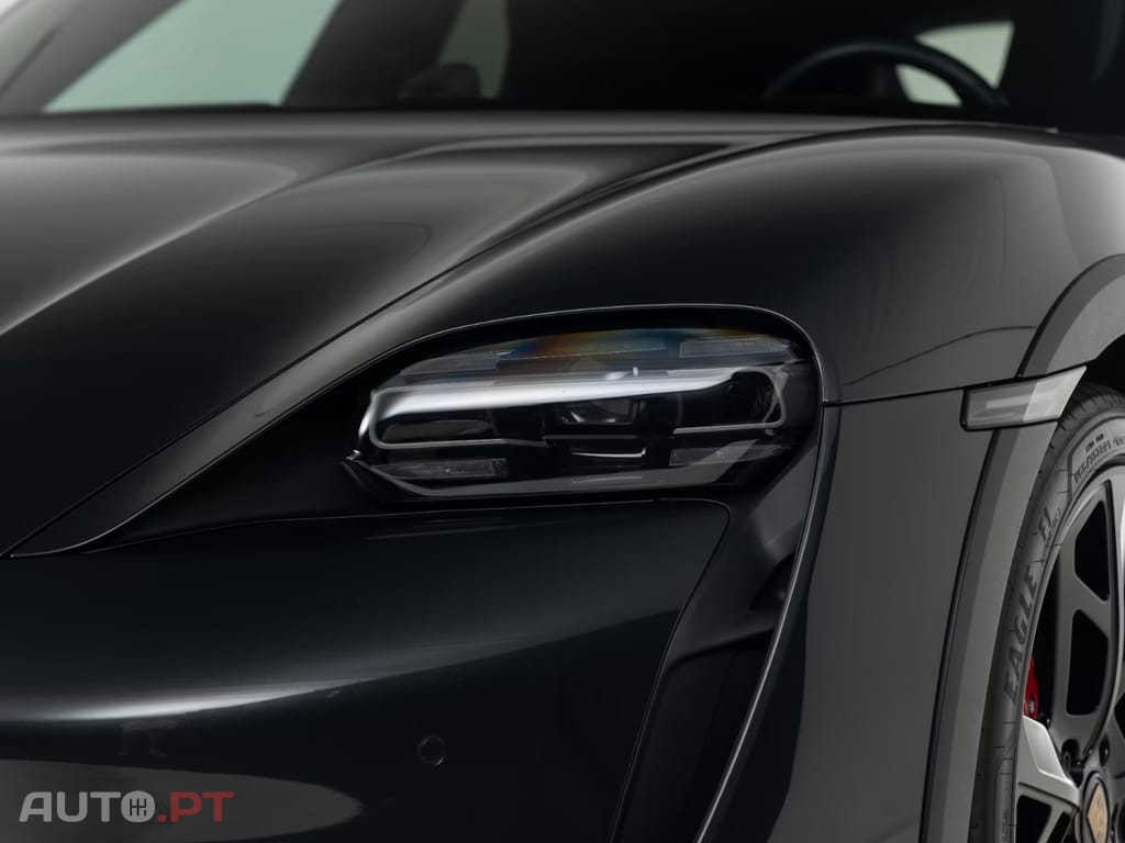 Porsche Taycan Bose