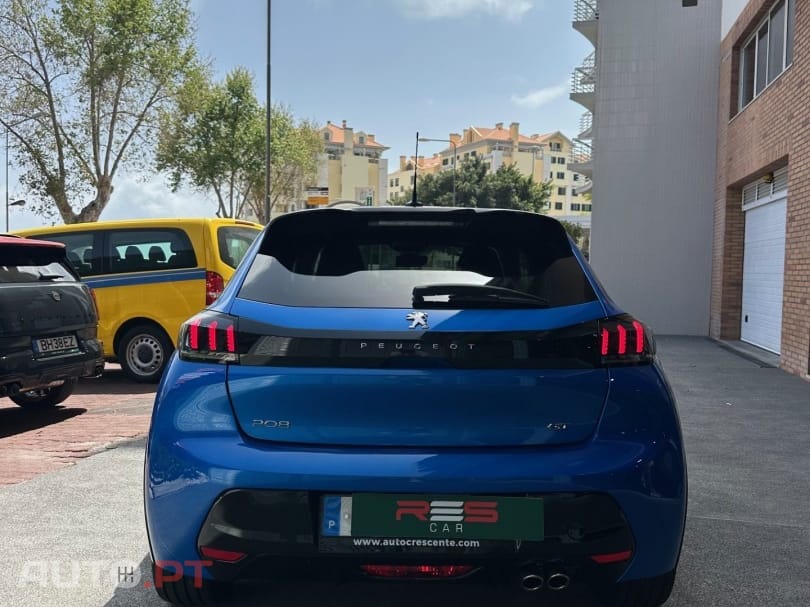 Peugeot 208 1.2 PureTech GT EAT8