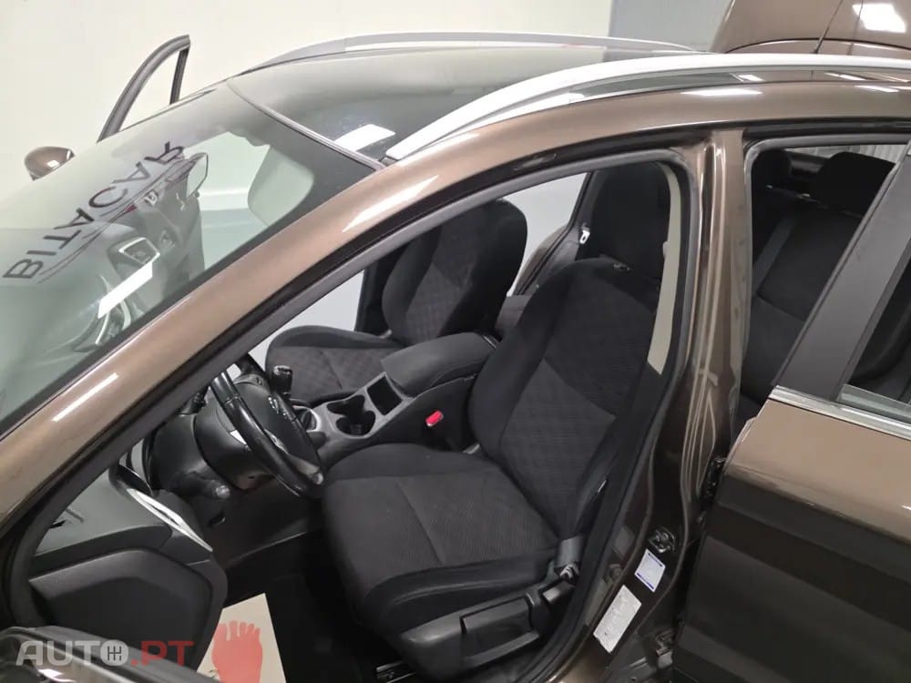 Nissan Qashqai 1.5 dCi N-Connecta Led