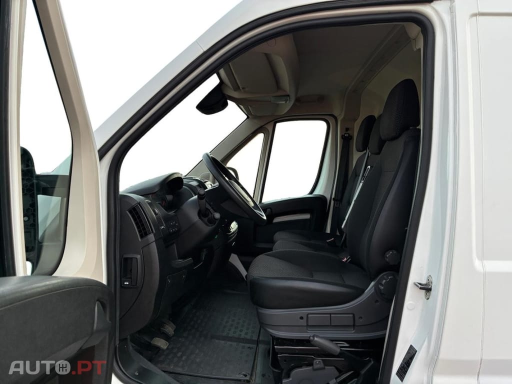 Peugeot Boxer 2.0 BlueHDi 435 L4H2 Asphalt