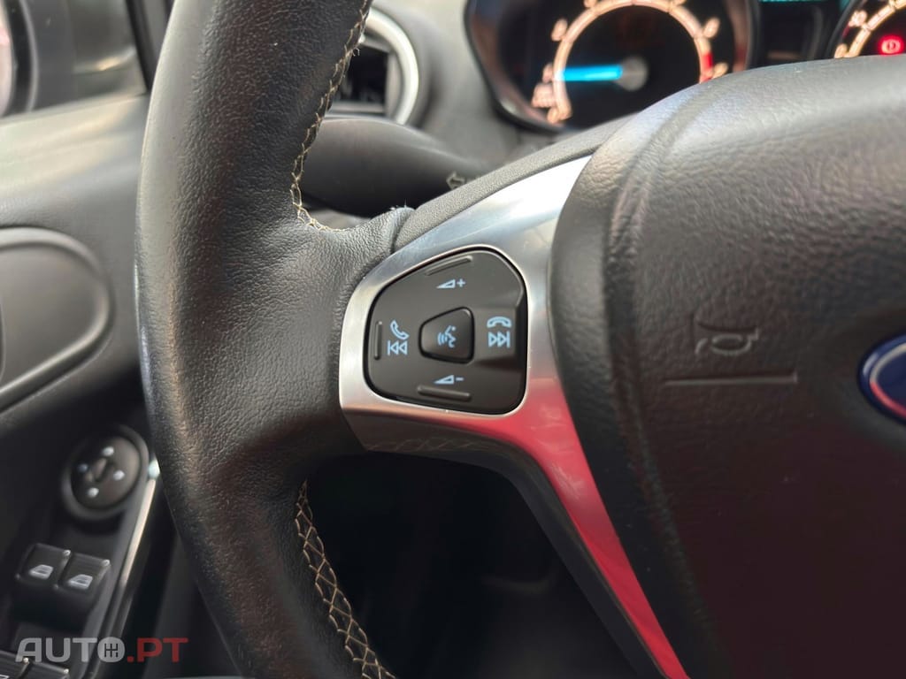 Ford Fiesta 1.0 T EcoBoost Titanium PowerShift