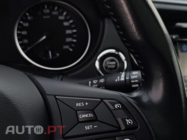 Nissan Qashqai 1.5 dCi N-Connecta J18