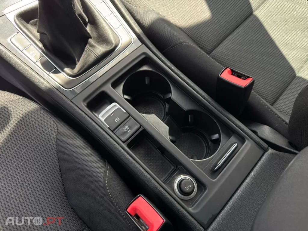 Volkswagen Golf 1.0 TSI R-Line