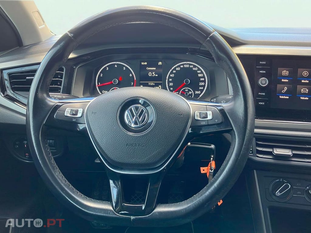 Volkswagen Polo 1.0 Confortline