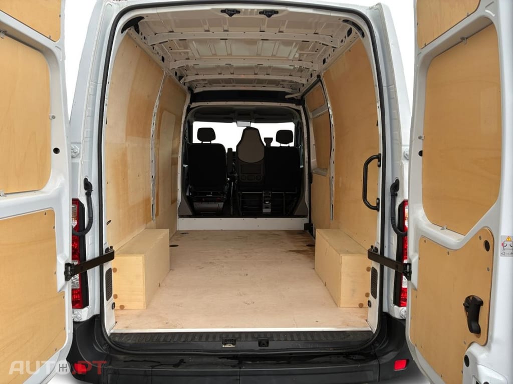 Renault Master 2.3 dCi L2H2 3.3T