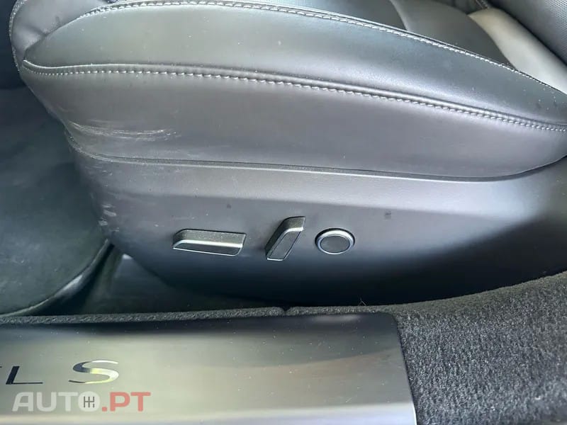 Tesla Model S Plaid AWD