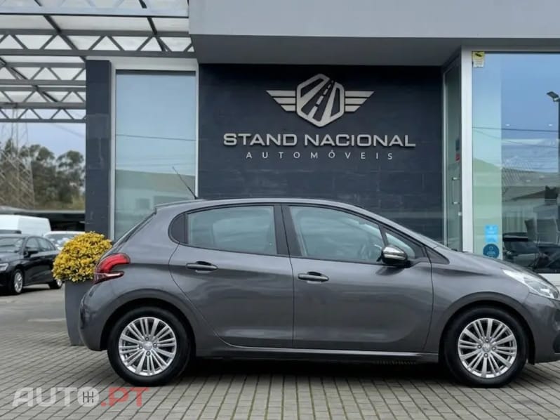 Peugeot 208 1.2 PureTech Style