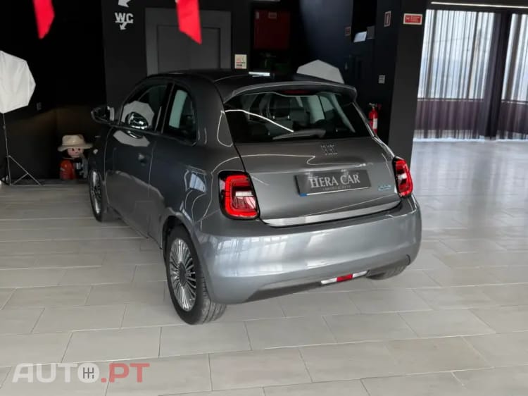 Fiat 500e 42 kWh Icon