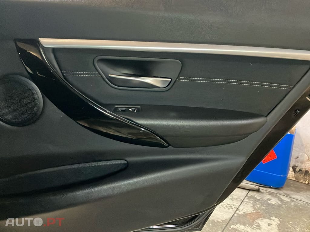 BMW 318 D Line Sport Shadow Auto