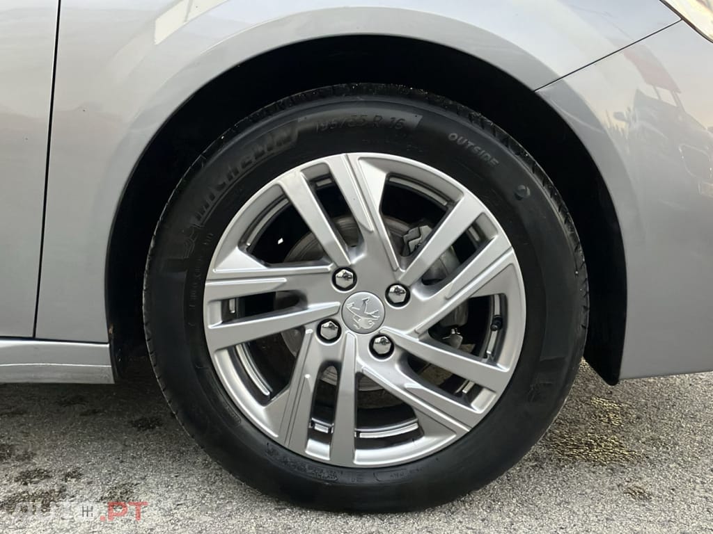 Peugeot 208 1.2 PureTech Active Pack