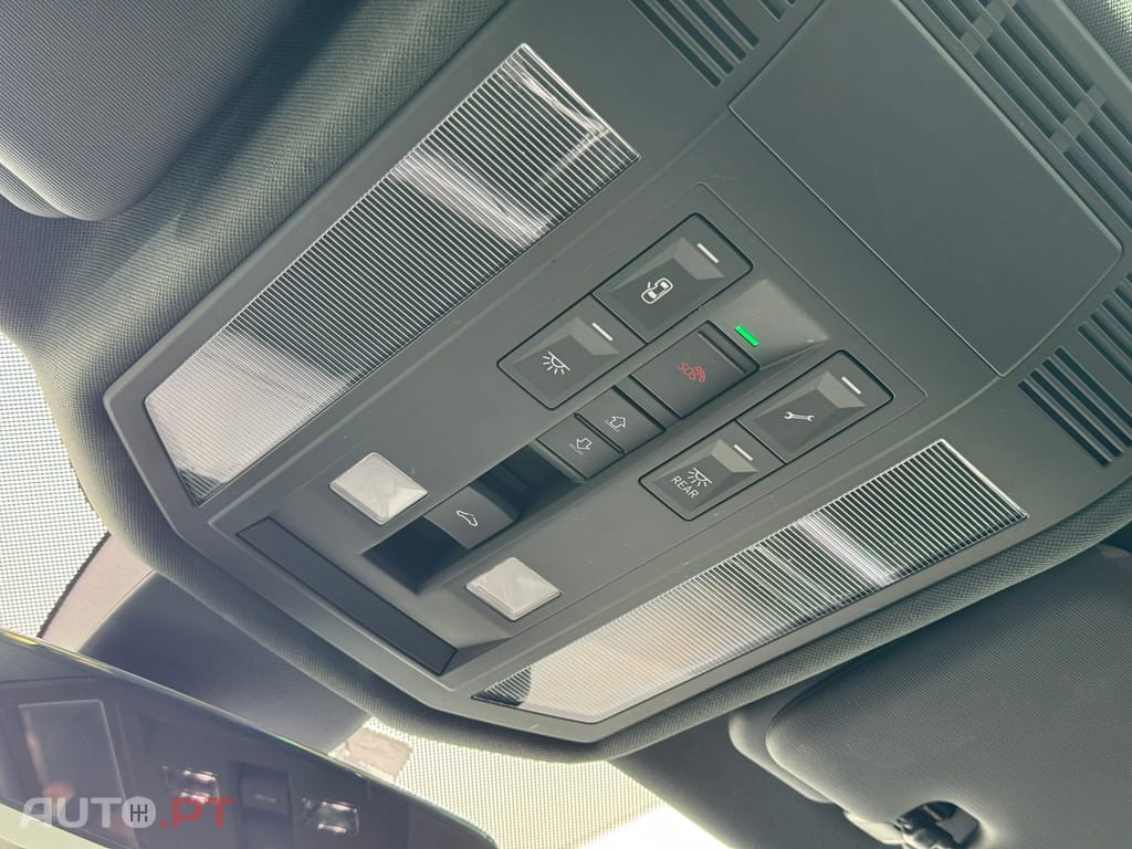 Volkswagen Touareg 3.0 TSI e-Hybrid R