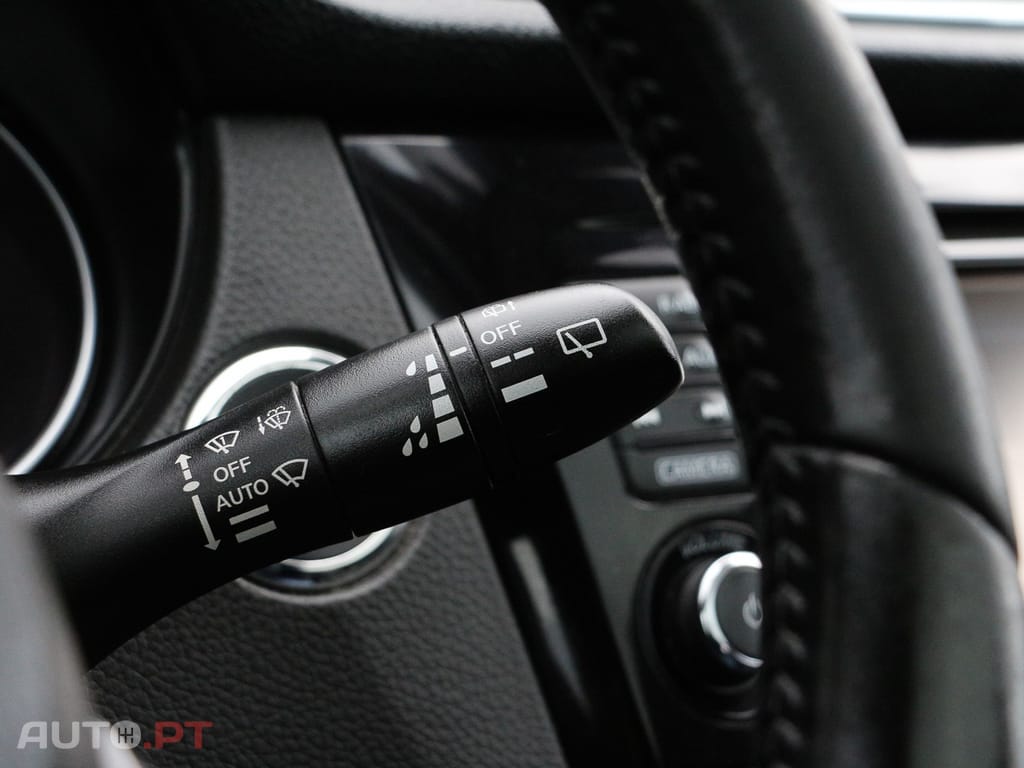 Nissan Qashqai 1.5 dCi N-Connecta