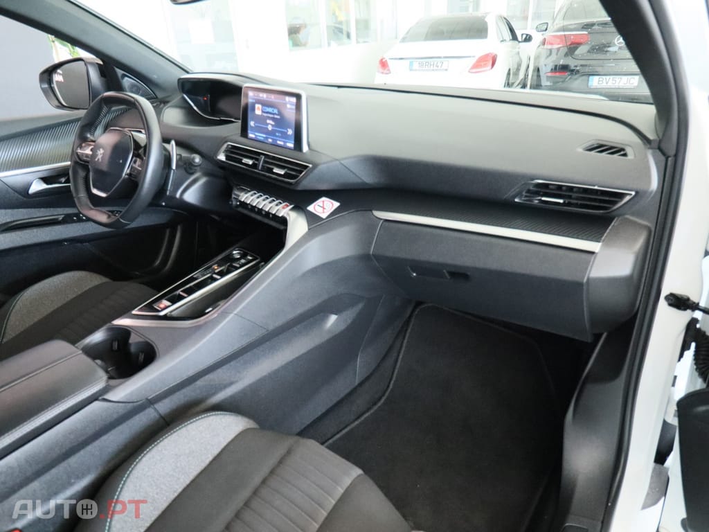 Peugeot 5008 1.5 BlueHDi Active Pack EAT8