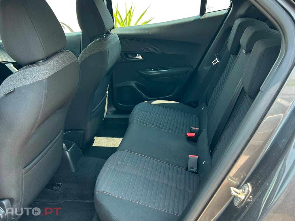Peugeot 2008 1.5 BlueHdi Active