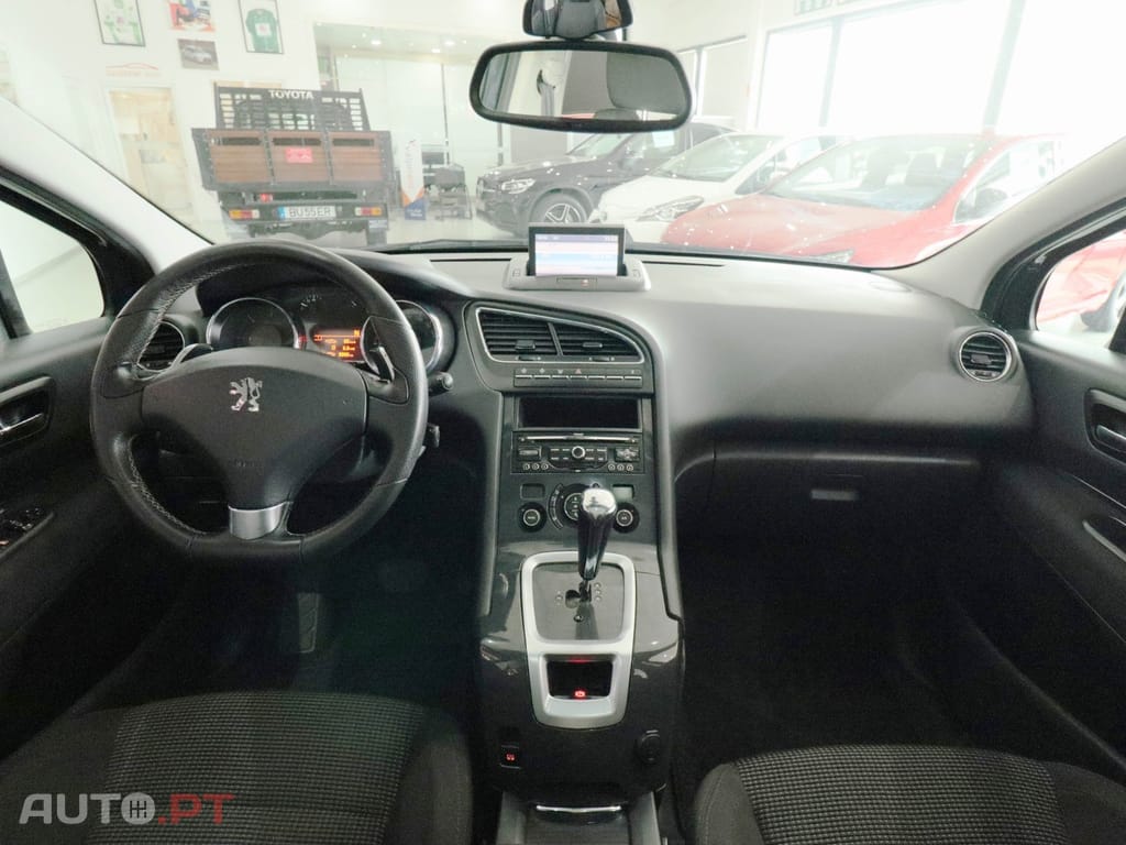 Peugeot 5008 1.6 E-HDi 7L Active 2-Tronic