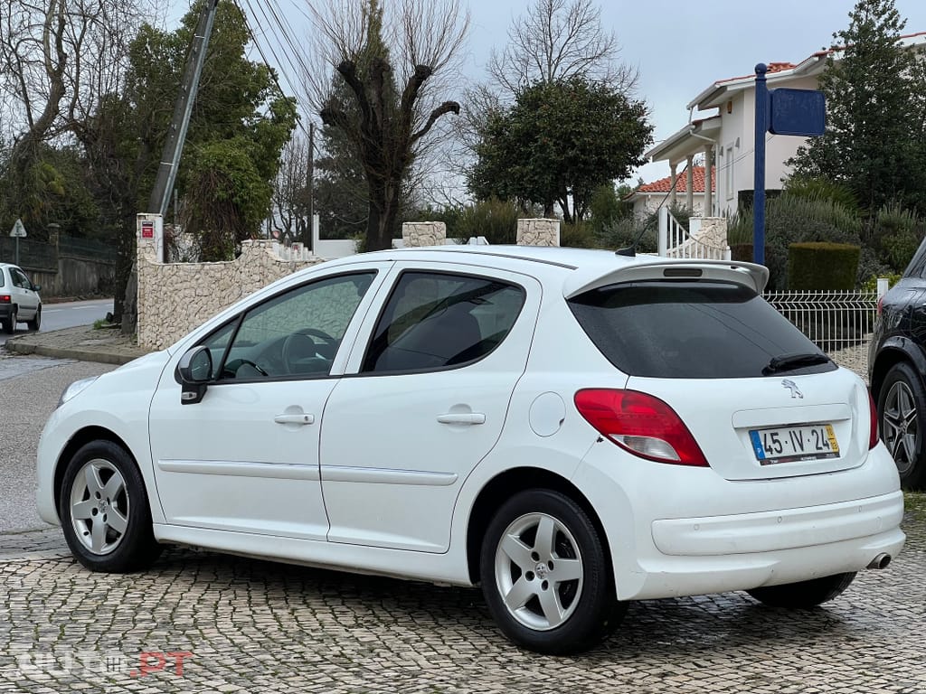 Peugeot 207 1.4 16V Sport