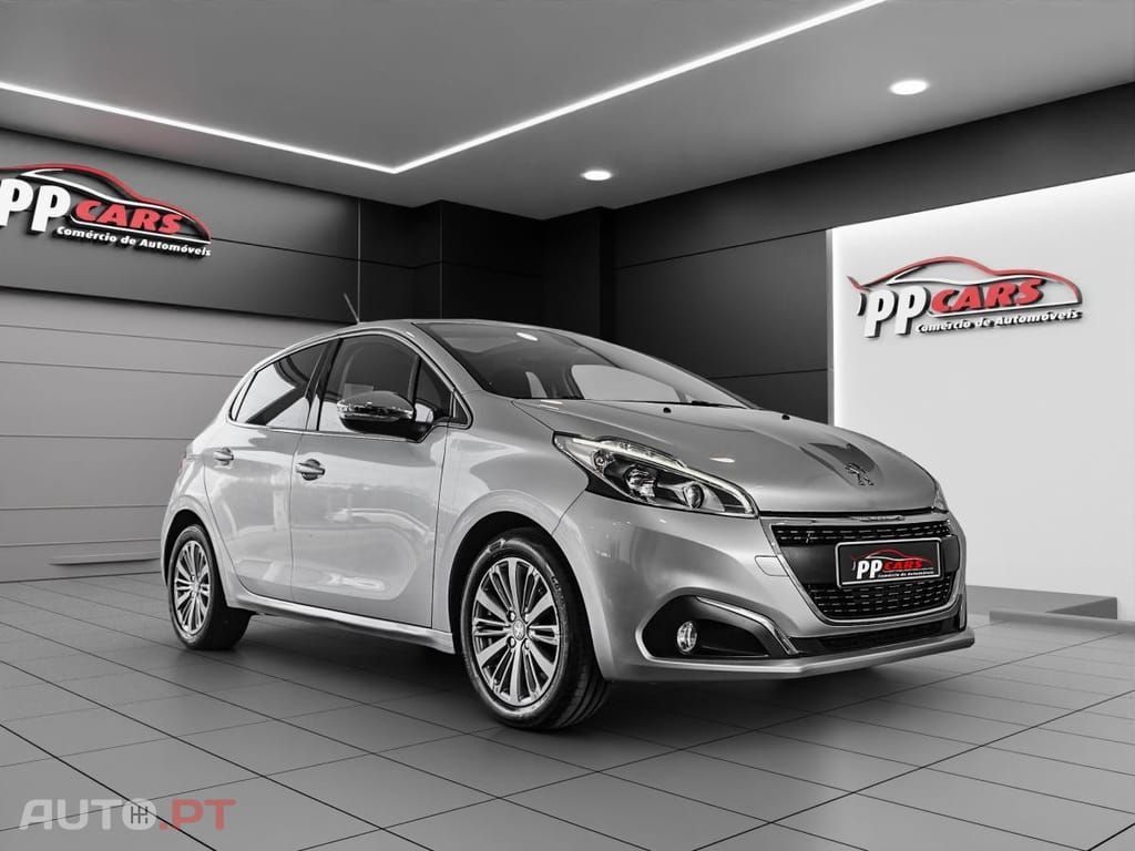 Peugeot 208 1.2 PureTech Signature