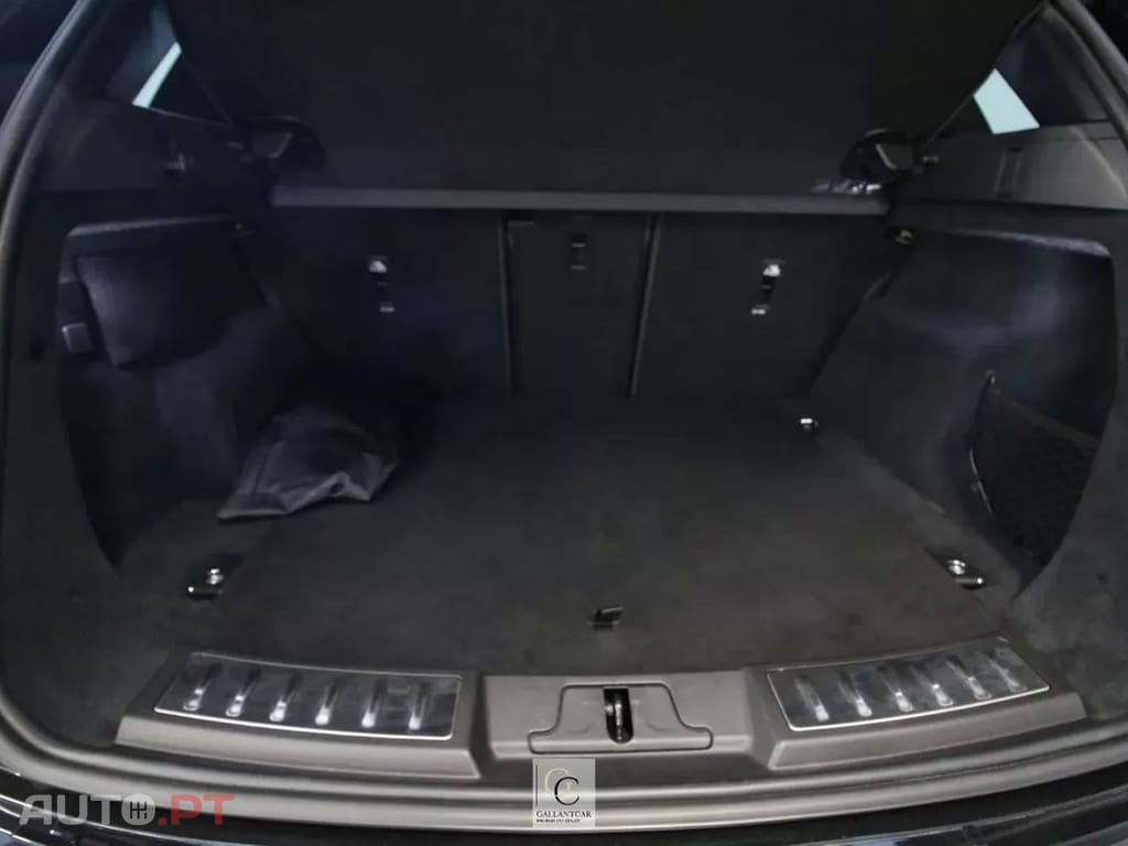 Land Rover Evoque 1.5 P300e AWD Dynamic SE