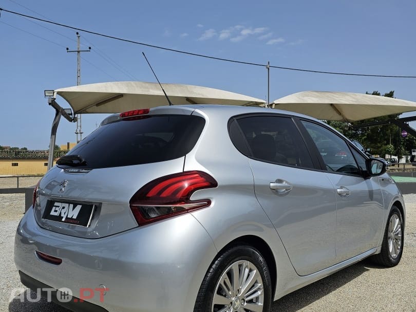 Peugeot 208 1.2 PureTech Style