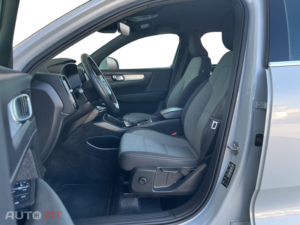 Volvo XC40 1.5 T5 PHEV Inscription Expression
