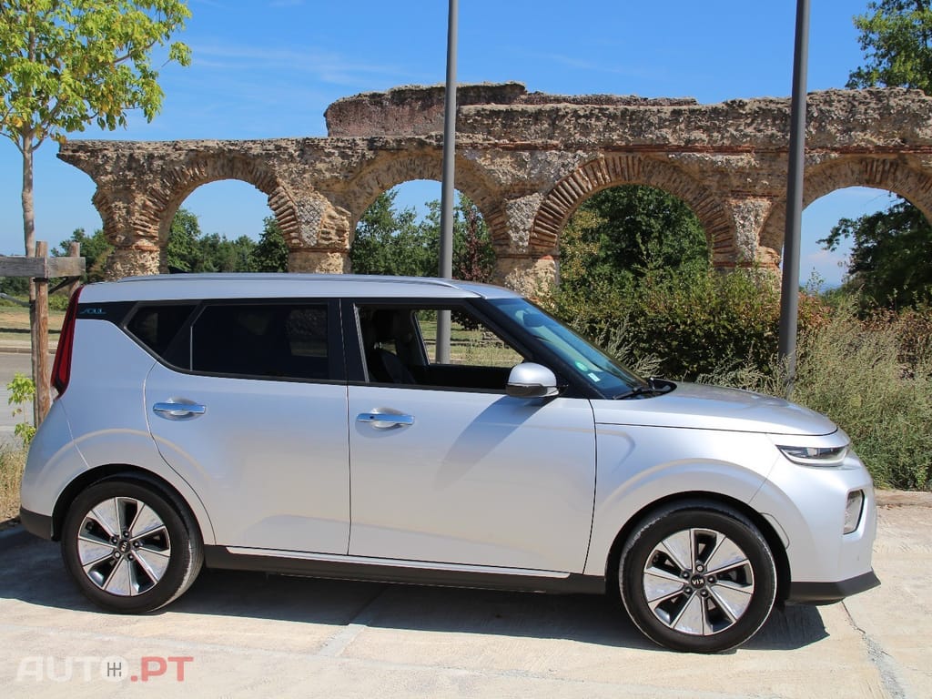 Kia Soul 64kWh