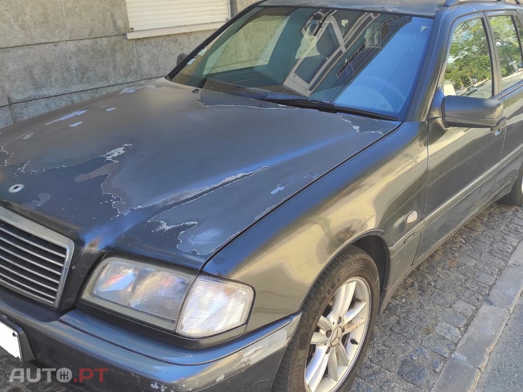 Mercedes-Benz 220 Cdi