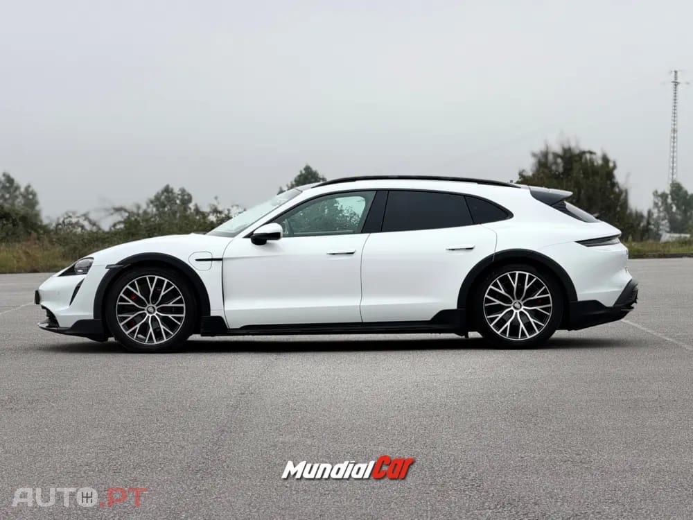Porsche Taycan 4S