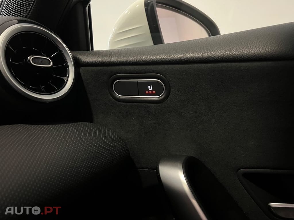 Mercedes-Benz A 250 e 8G-DCT Advanced AMG Line