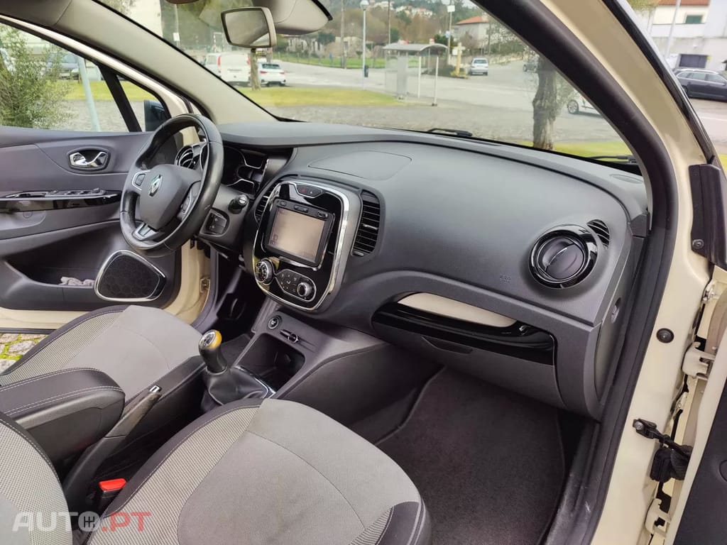 Renault Captur 0.9 TCE Exclusive