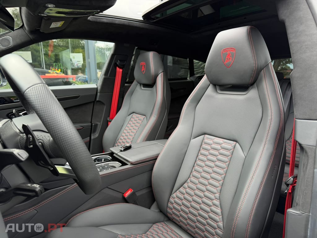 Lamborghini Urus 4.0 V8