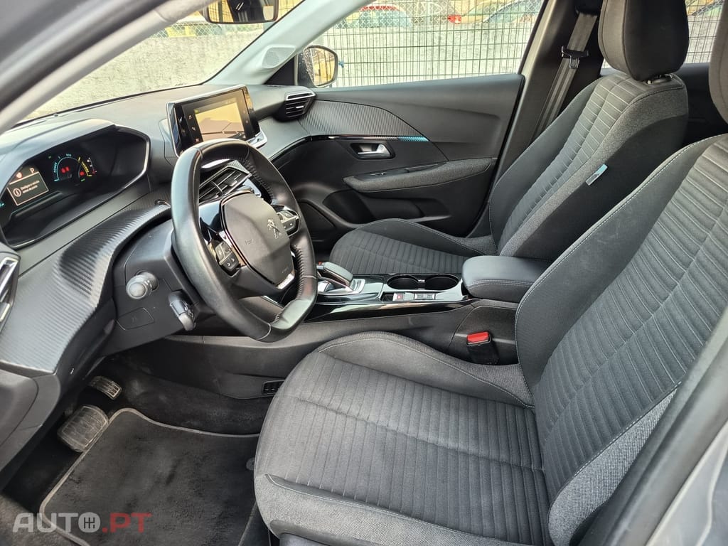 Peugeot E-208 50 kWh Allure