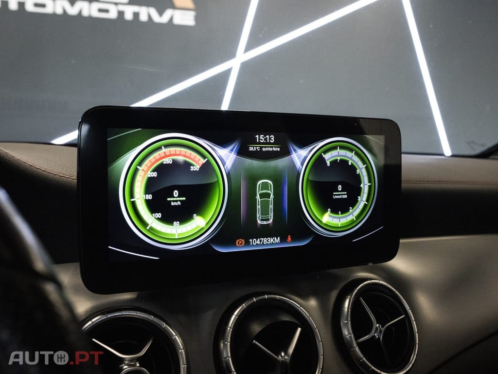 Mercedes-Benz CLA 220 (CDI) d 7G-DCT Orange Art Edition