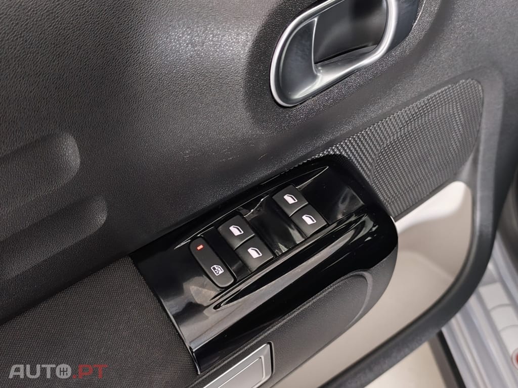 Citroen C3 1.2 PureTech C-Series