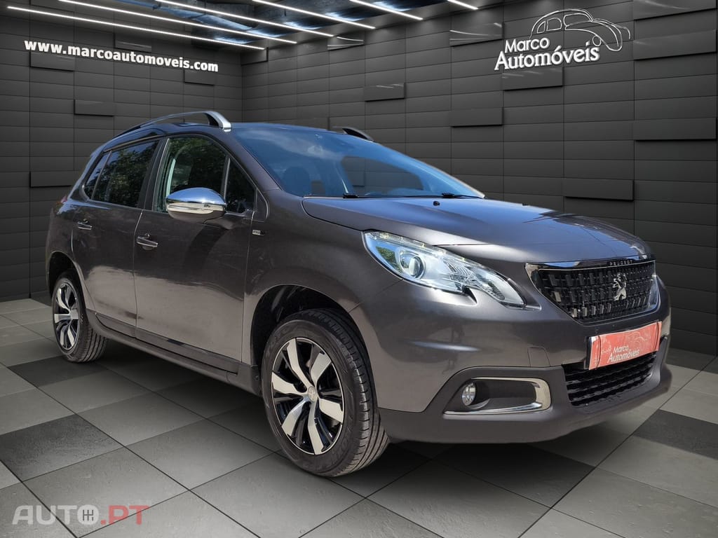 Peugeot 2008 1.2 PureTech Style