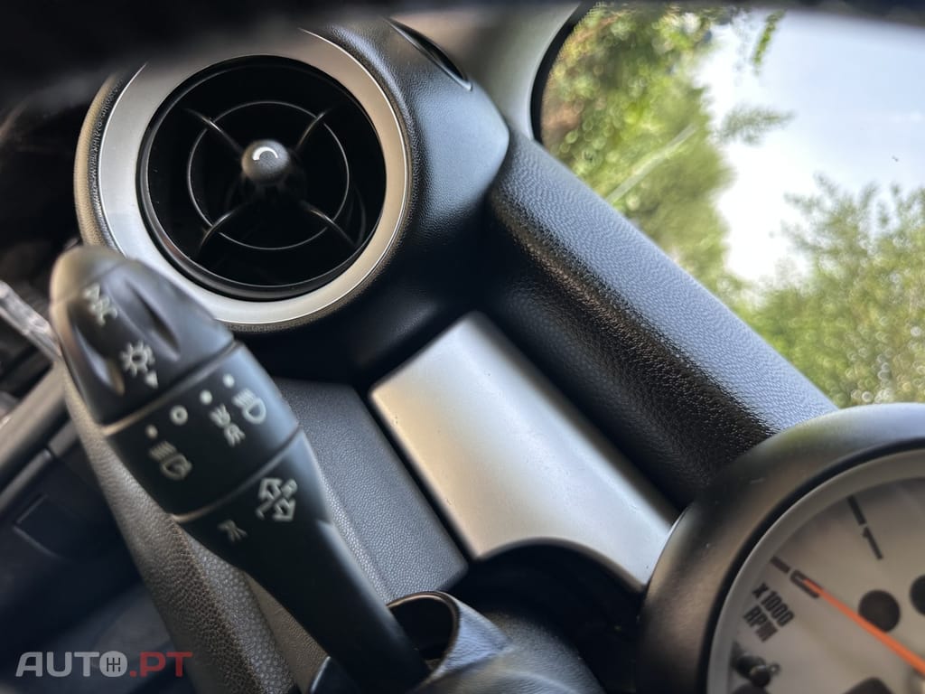 MINI Cooper Cooper D