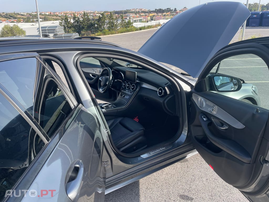Mercedes-Benz C 220 AMG