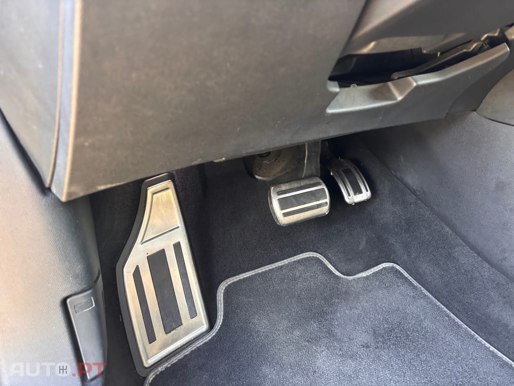 DS DS4 E-Tense Performance Line EAT8