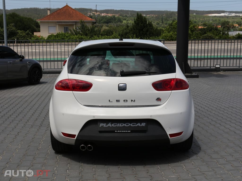 Seat Leon 2.0 TDI FR 18 Tiago Monteiro