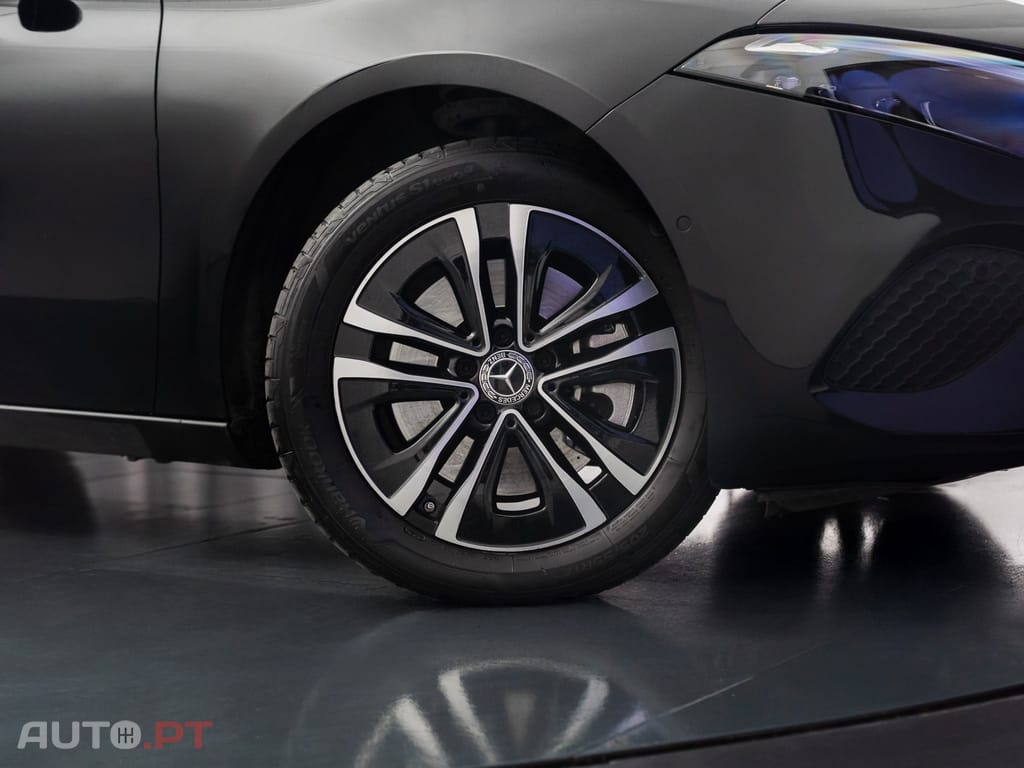 Mercedes-Benz A 250 e