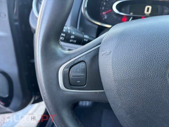 Renault Clio Sport Tourer 0.9 TCE Limited