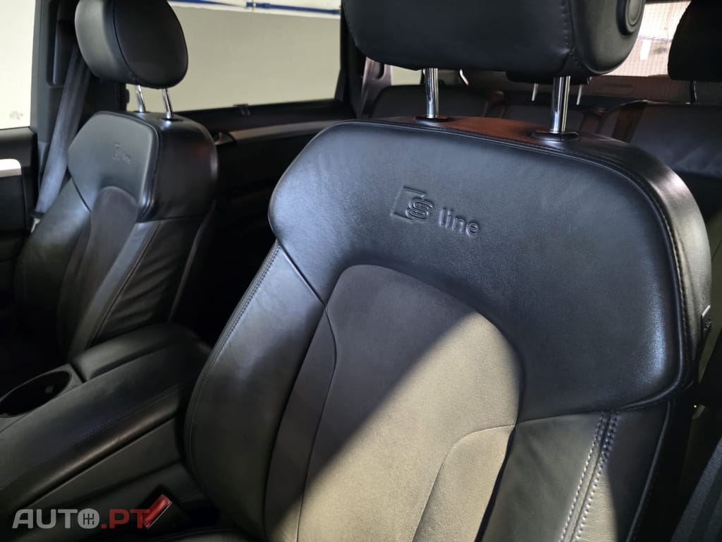 Audi Q7 3.0 V6 TDi quattro S-line Tiptronic