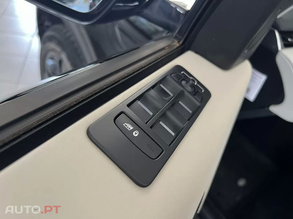 Land Rover Discovery Sport 1.5 I3 P300e AWD Dynamic SE