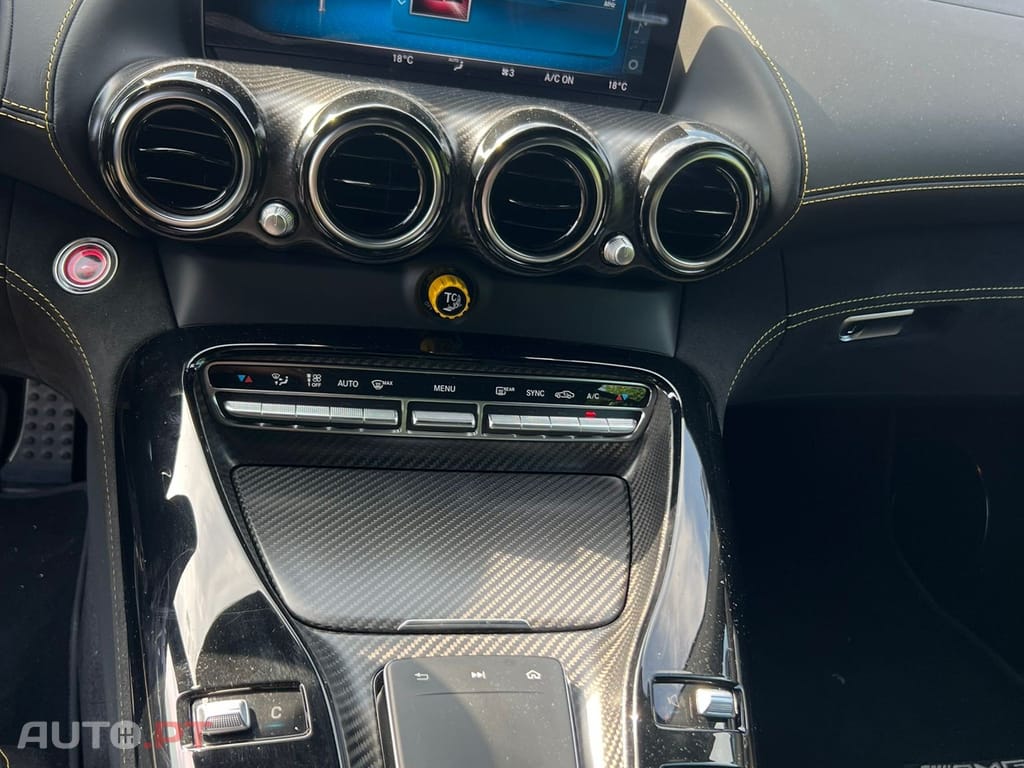 Mercedes-Benz AMG GT R