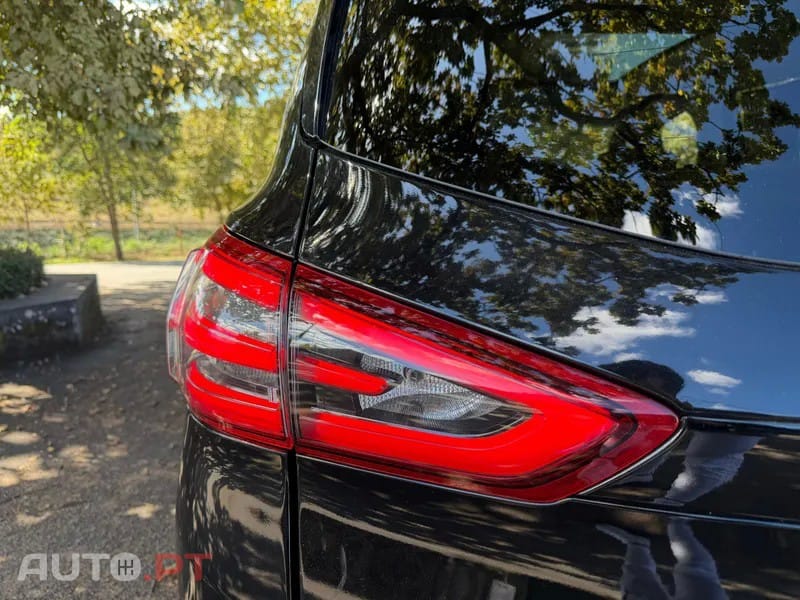 Ford S-Max 2.0 TDCi Vignale Powershift