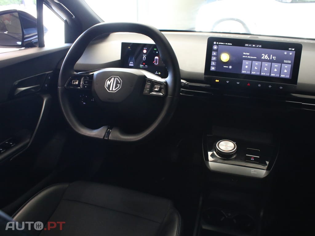 MG MG4 64 kWh Luxury