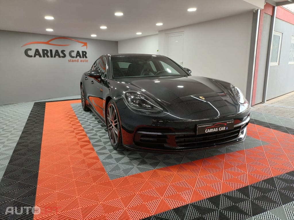 Porsche Panamera Porsche Panamera 4 E-Hybrid
