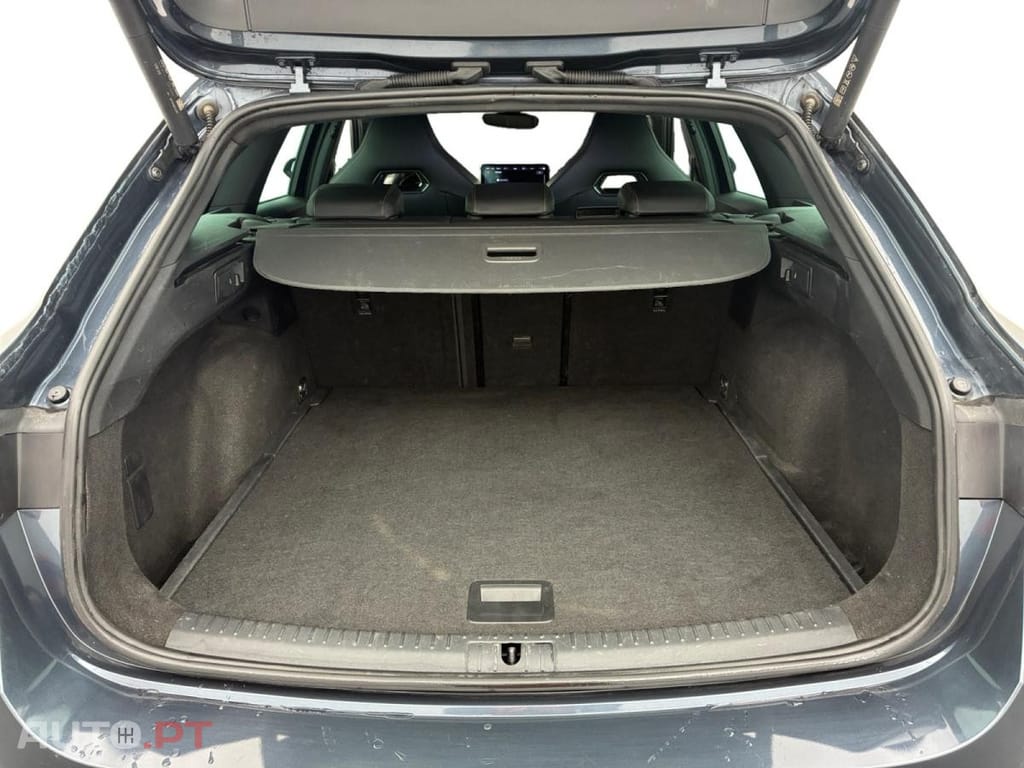 Seat Leon 1.5 eTSI V DSG7
