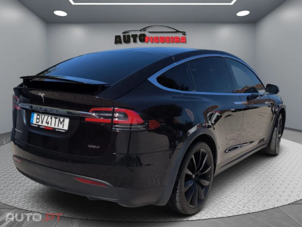 Tesla Model X 100D